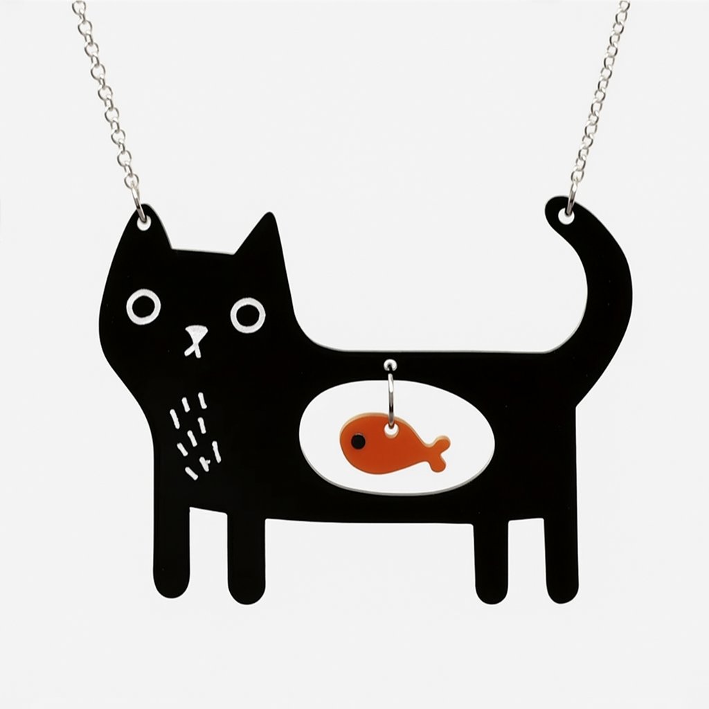 黒猫と金魚のお散歩ネックレスの画像