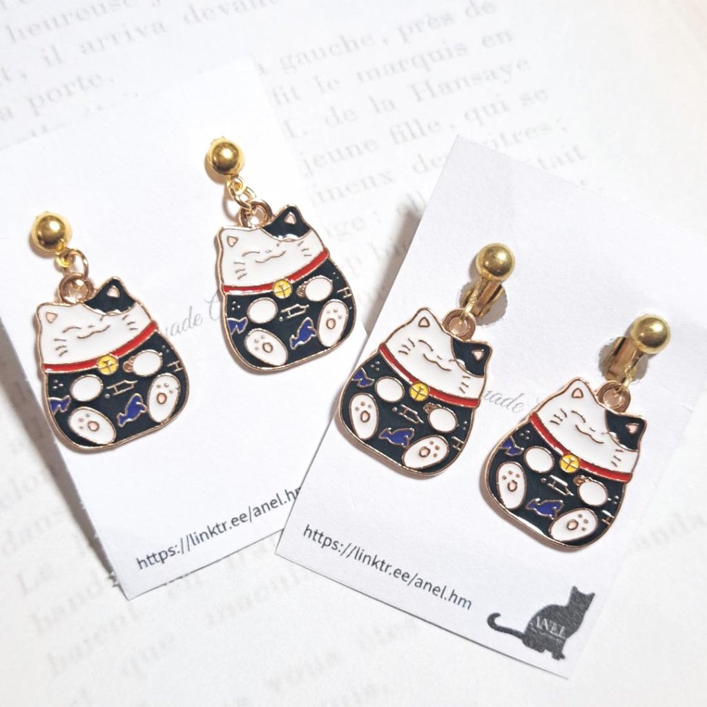 招き猫(青)ピアス・イヤリングの画像