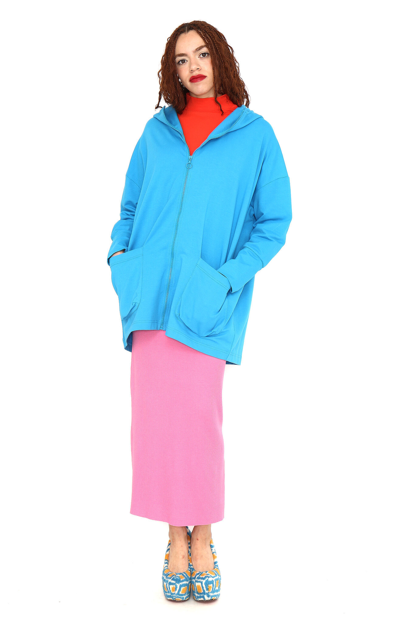 オーバーサイズパーカークラウド ブルー - アガタ・ルイス・デ・ラ・プラダ（SUDADERA OVERSIZE AZUL NUBE - Agatha Ruiz de la Prada）の画像