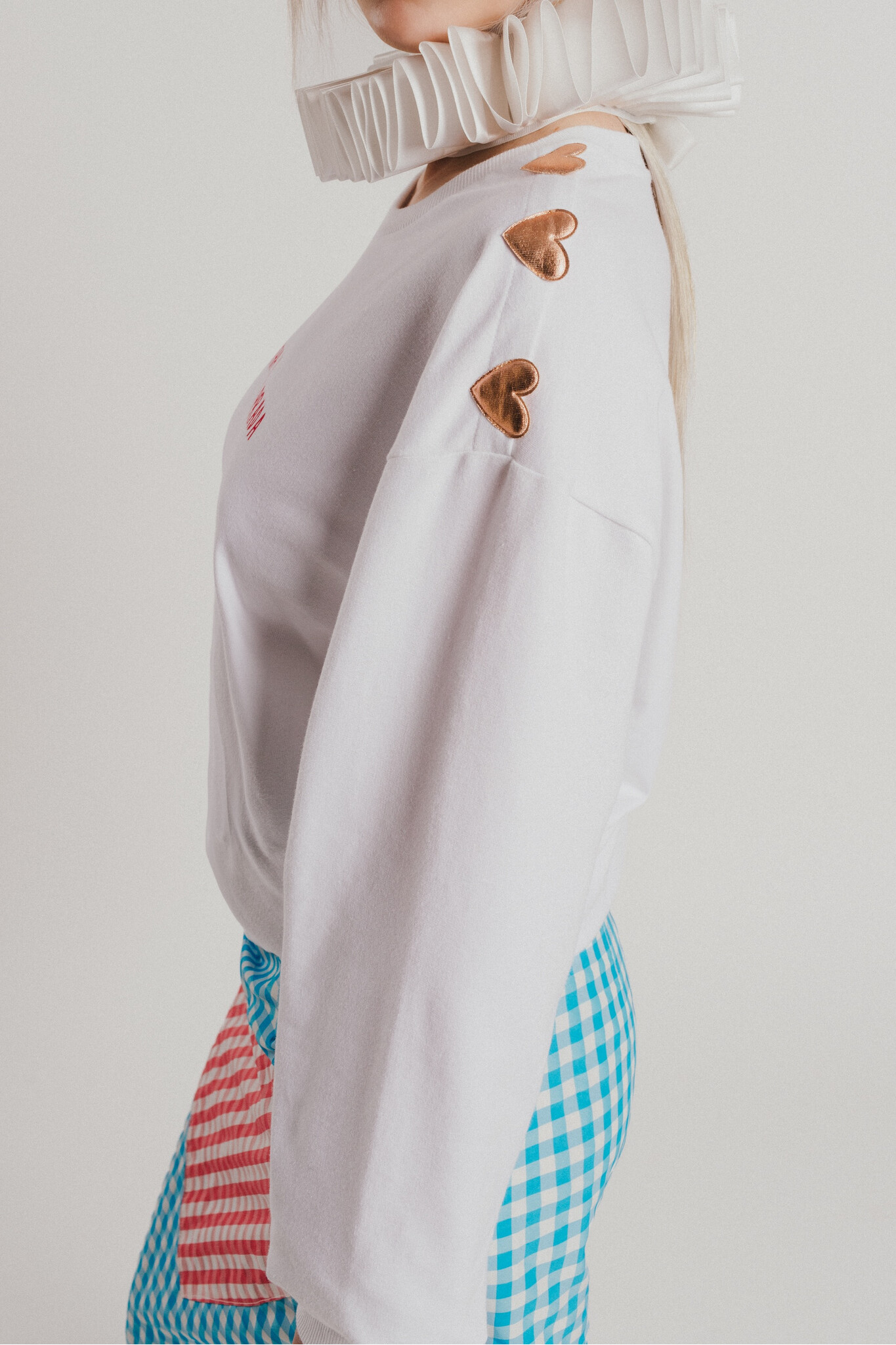 ホワイトトレーナー - アガタ・ルイス・デ・ラ・プラダ（SUDADERA BLANCA - Agatha Ruiz de la Prada）の画像
