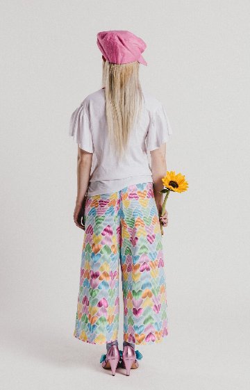 ホワイトTシャツ ストライプフラワー - アガタ・ルイス・デ・ラ・プラダ（CAMISETA BLANCA FLOR RAYAS COLORES - Agatha Ruiz de la Prada）の画像