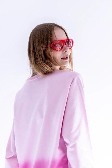 グラデーショントレーナー ピンク - アガタ・ルイス・デ・ラ・プラダ（SUDADERA ROSA DEGRADADO - Agatha Ruiz de la Prada）の画像