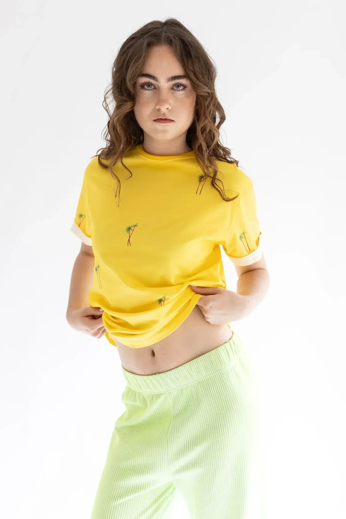 ストライプボトムス イエロー - アガタ・ルイス・デ・ラ・プラダ（PANTALON RAYAS AMARILLAS - Agatha Ruiz de la Prada）の画像