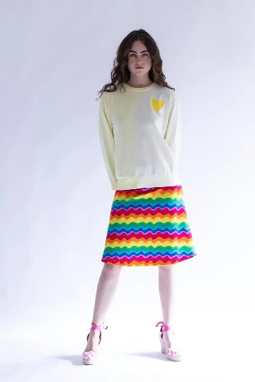 グラデーショントレーナー イエロー - アガタ・ルイス・デ・ラ・プラダ（SUDADERA AMARILLA DEGRADADO - Agatha Ruiz de la Prada）の画像