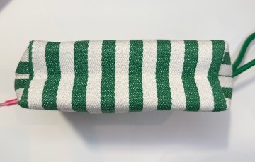 ストライプ トイレタリーバッグ グリーン -アガタ・ルイス・デ・ラ・プラダ（GREEN STRIPED TOILETRY BAG - Agatha Ruiz de la Prada）の画像
