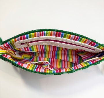 ストライプ トイレタリーバッグ グリーン -アガタ・ルイス・デ・ラ・プラダ（GREEN STRIPED TOILETRY BAG - Agatha Ruiz de la Prada）の画像