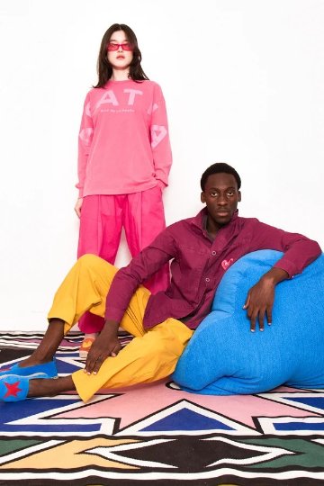 アガタ×カラー ロングTシャツ ピンク  - アガタ・ルイス・デ・ラ・プラダ（CAMISETA AGATHA X COLORS FUCSIA - Agatha Ruiz de la Prada）の画像