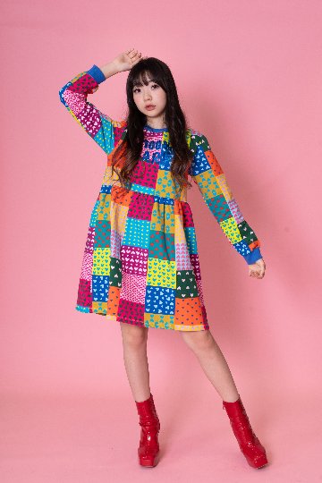 パッチワークワンピース　アガタ・ルイス・デ・ラ・プラダ　(PATCHY DRESS - Agatha Ruiz de la Prada)の画像