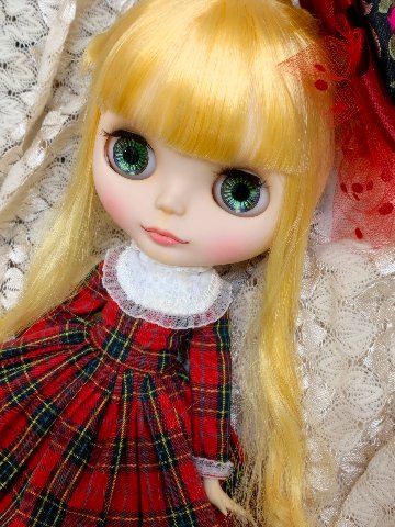 カスタムブライス『グレイシー・シャンティリー〜Holy night party』の画像