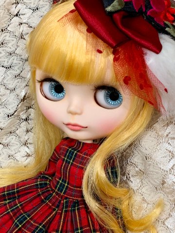 カスタムブライス『グレイシー・シャンティリー〜Holy night party』の画像