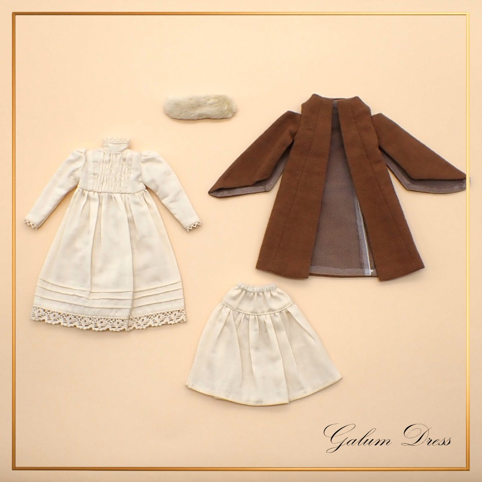 Galumドレスコレクション-30　オープンショルダーコートドレスセット(22cmサイズ) の画像
