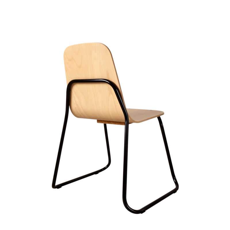 siren chair (frame/ black , seat/ beech)の画像