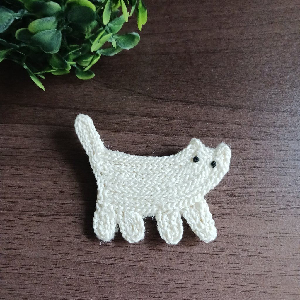 ねこブローチ　しろちゃん3　送料無料の画像