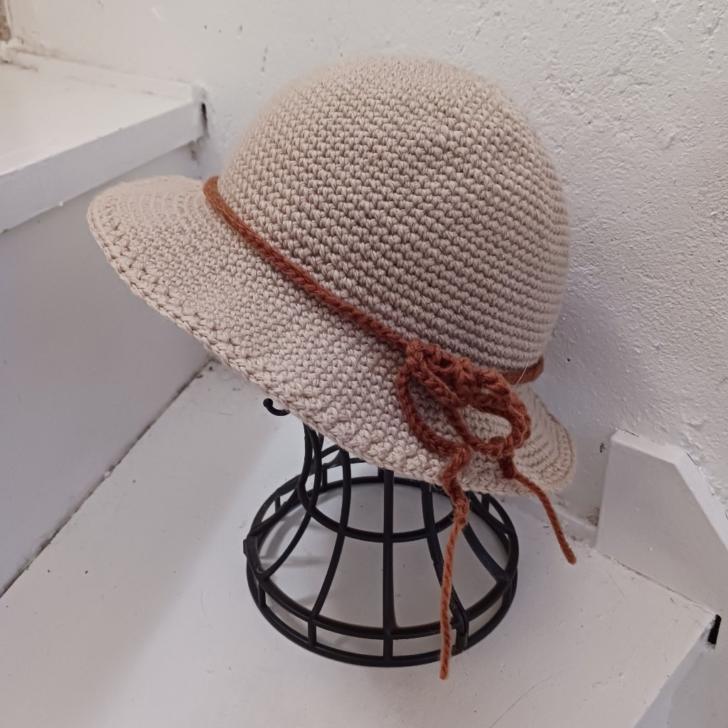 【受注制作】シンプルハット ハンドメイド かぎ針編みの画像