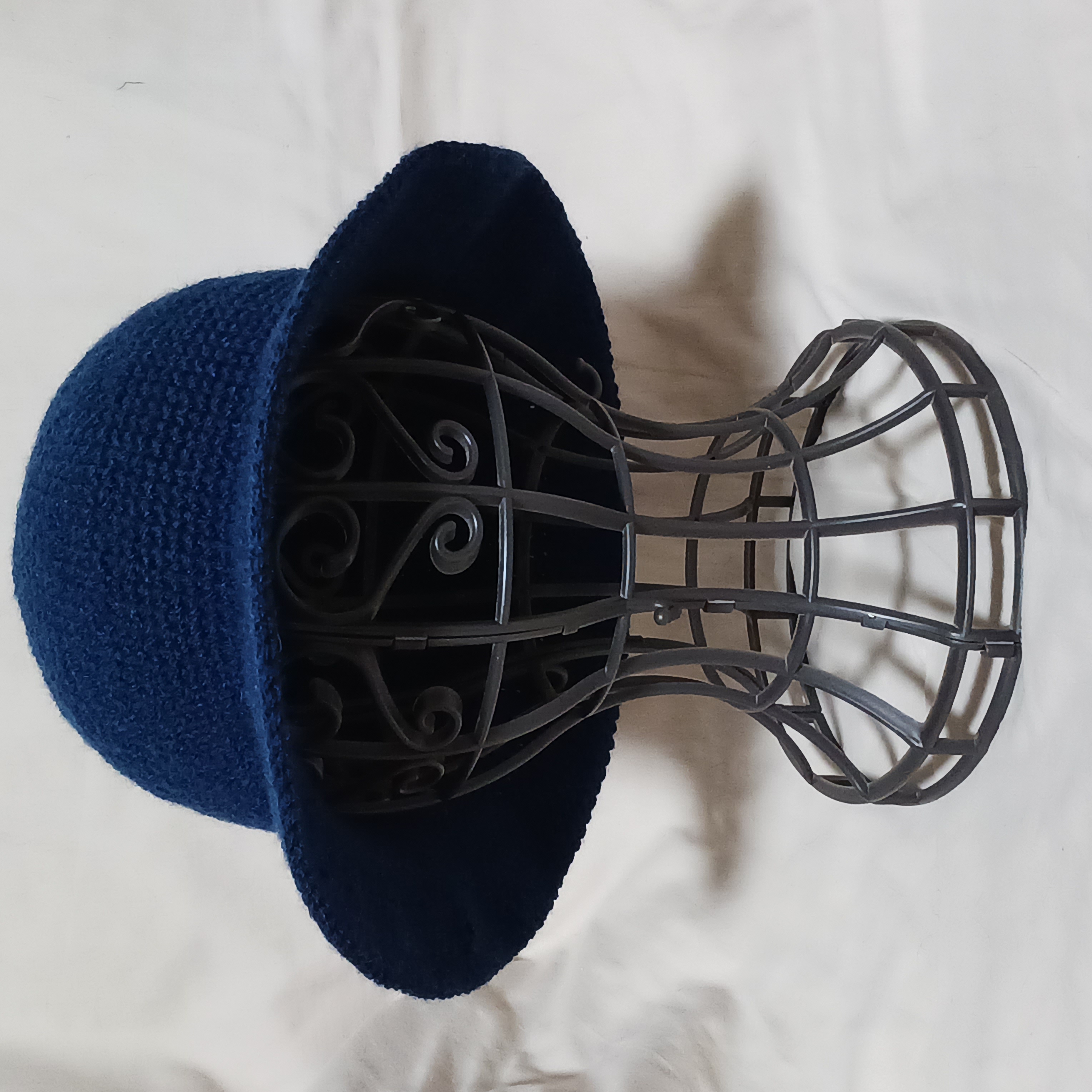 【受注制作】シンプルハット ハンドメイド かぎ針編み　紺色の画像