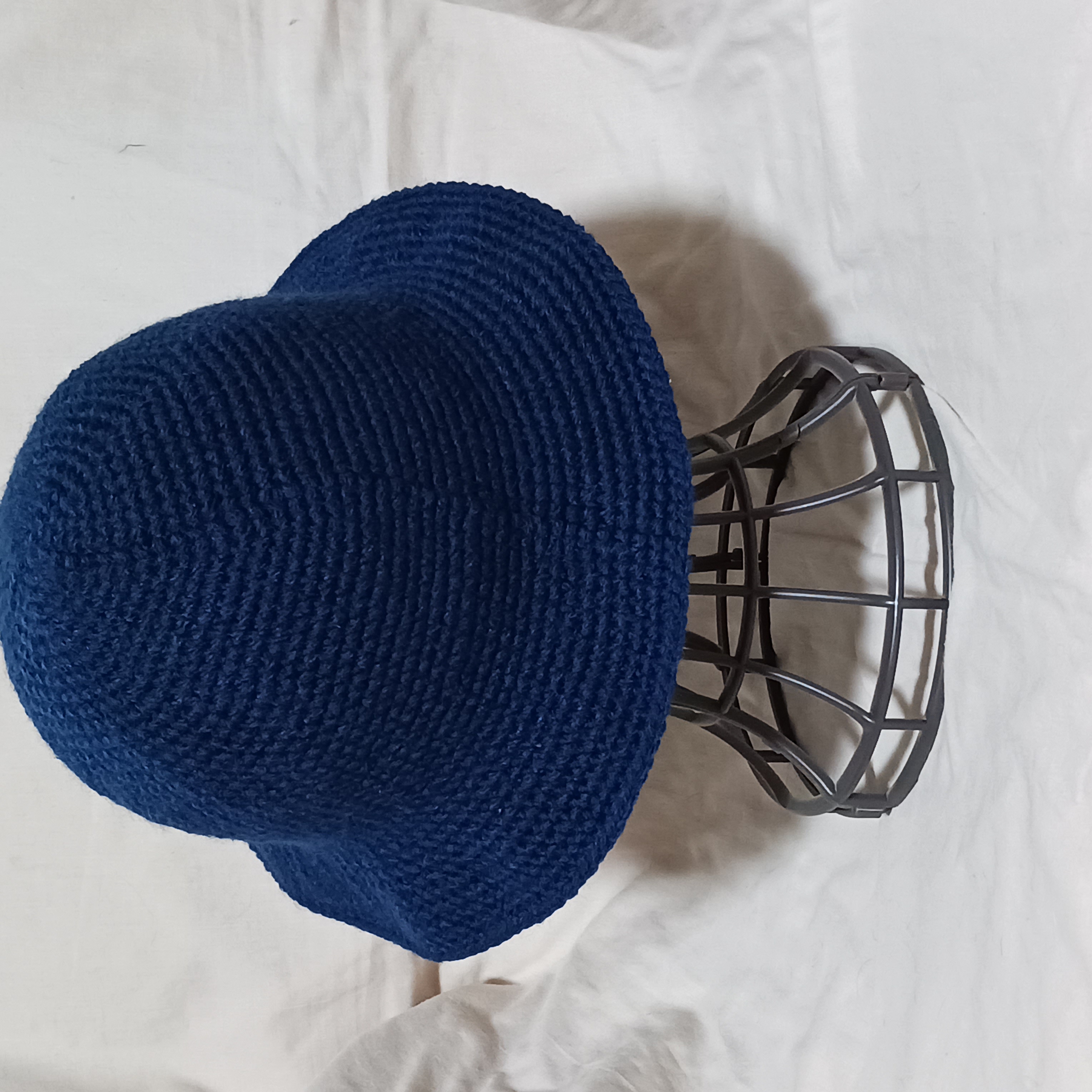 【受注制作】シンプルハット ハンドメイド かぎ針編み　紺色の画像