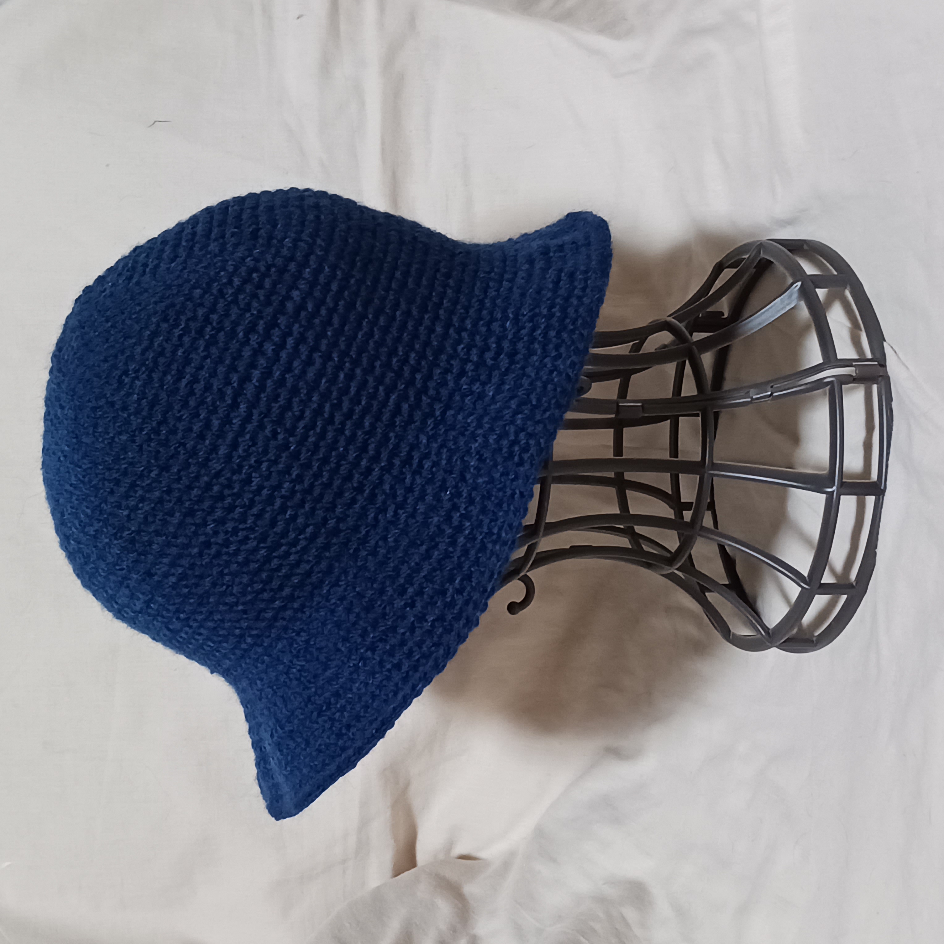 【受注制作】シンプルハット ハンドメイド かぎ針編み　紺色の画像