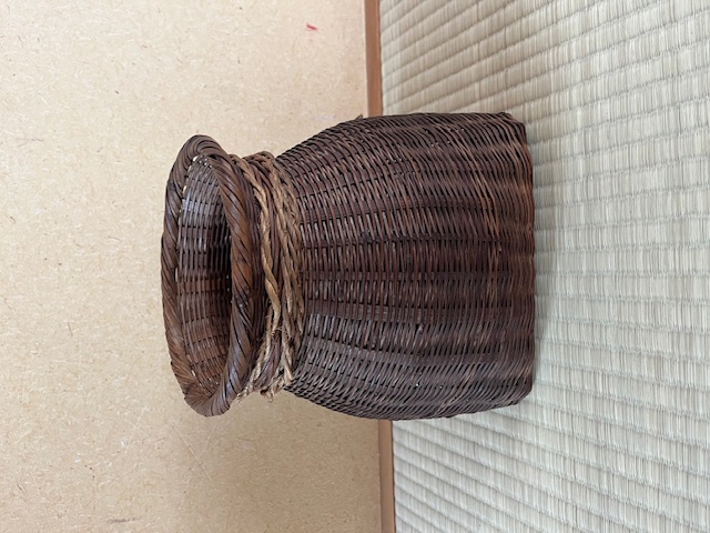 竹籠　魚籠（びく）の画像
