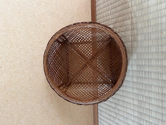 竹籠　角底丸型の画像