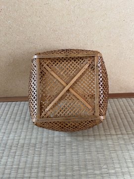 竹籠　角底丸型の画像