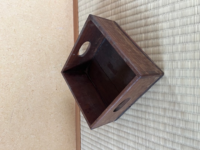 昭和レトロ　一升桝（柿渋）の画像