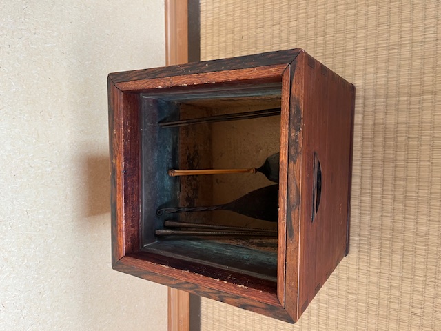 古民具　手あぶりの画像