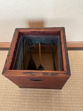 古民具　手あぶりの画像