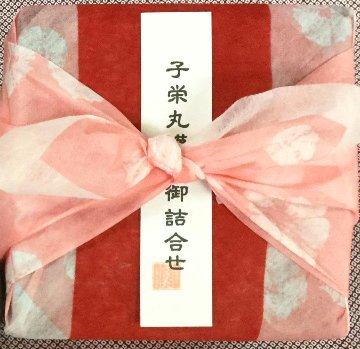 味な逸品【梅の重箱入り詰合せ】の画像