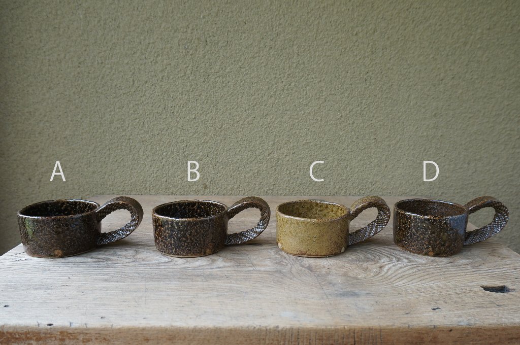 赤土の角マグ（A B C D）の画像