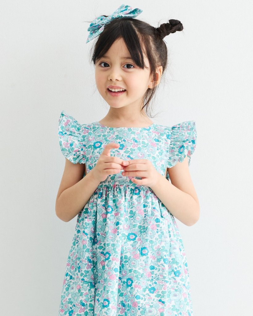 リバティプリントのお洋服