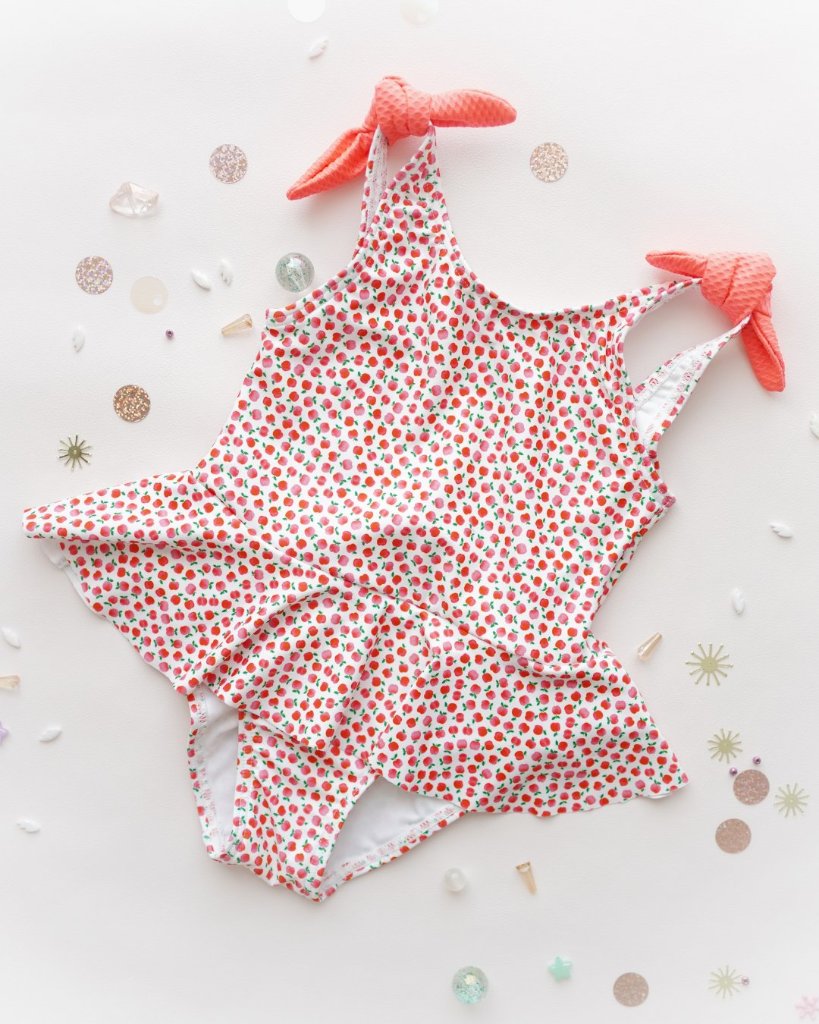 FinaEjerique★レッドアップルスウィムスーツ(2A~10A)の画像