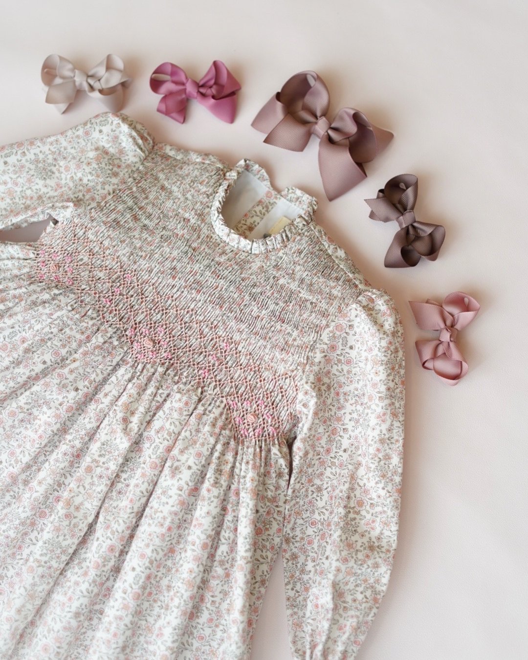 pi&pa★Esmeraldaスモッキングドレス(2A~10A)の画像