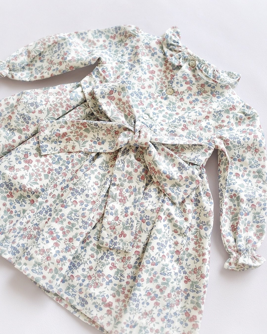 pi&pa★Valeriaスモッキングドレス(2A~10A)の画像