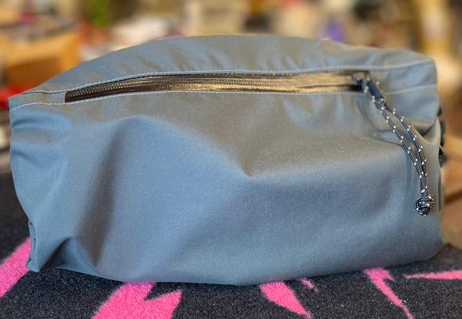 C.C.C.C [chillingcampeeps charinco club] / unpoco　バッグ / gray の画像