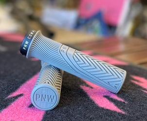PNW COMPONENTS 「Loam Grip」　/ローム グリップ/　グレーの画像