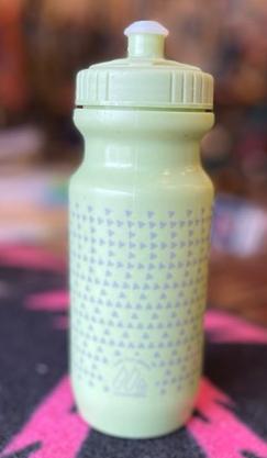 ULTRADYNAMICO /petit dynamawave bottle /pistachio ボトルの画像