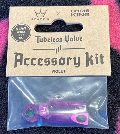 Peaty’s 「ピーティーズ」 / バルブキャップ / Violet/ PEATY'S (ピーティーズ) X CHRIS KING　パープル　バイオレットの画像