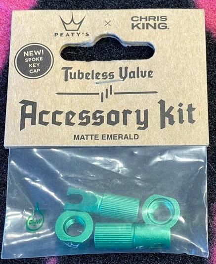 Peaty’s 「ピーティーズ」 / バルブキャップ / Emerald/ PEATY'S (ピーティーズ) X CHRIS KING　エメラルド　グリーンの画像