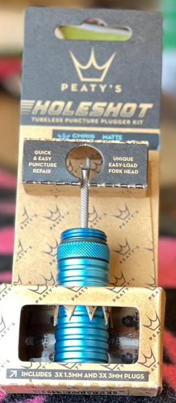 Peaty’s 「ピーティーズ」 / Holeshot Tubeless Puncture Plugger Kit / Turquoise /チューブレス　パンク ターコイズの画像