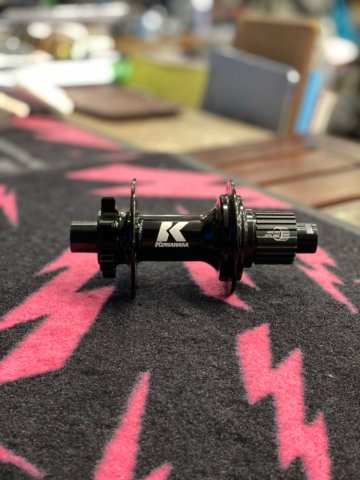 Diavolo Hub 前後セットBlack/クワハラ/ハブ/shimano 12速/の画像