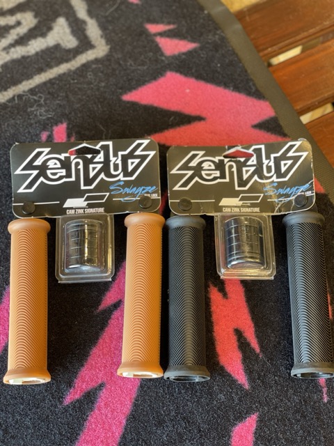 Sensus The Swayze Sans Flange　odi/　センサス　スウェイジ　サンズ　フランジ　グリップ　 BLACK  ブラックの画像