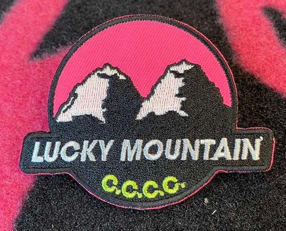 C.C.C.C [chillingcampeeps charinco club] / ワッペン / ラッキーマウンテンの画像