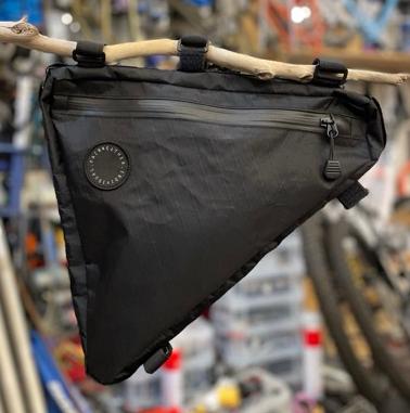 フェアウェザー FAIRWEATHER handle bar bag x-pac/camo フェアウェザー FAIRWEATHER handle bar bag x-pac/camo