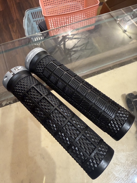 FORMOSA Grip / Club Sport / BK - シルバー / グリップ / フォルモサの画像