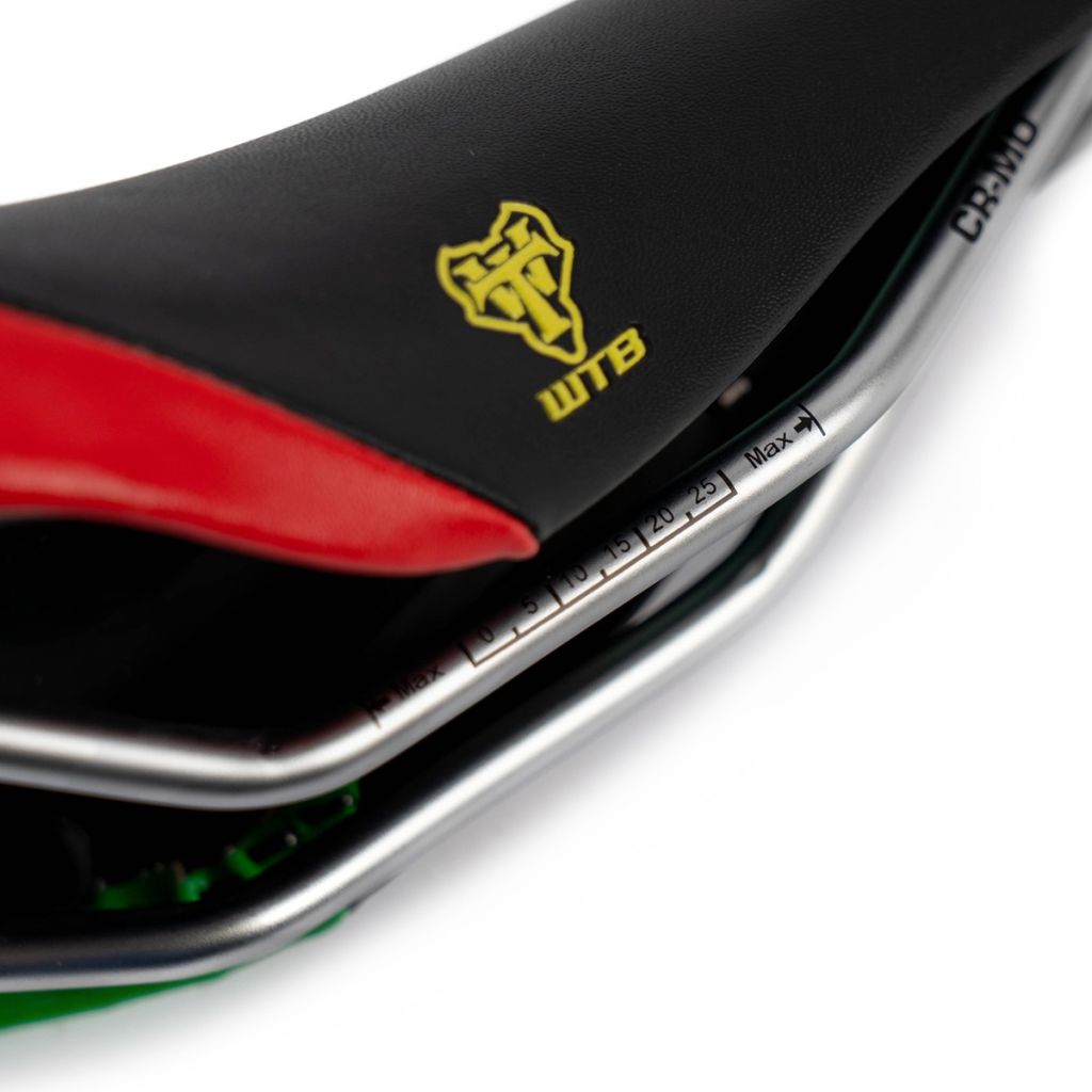 WTB　サドル　/　pure V / race saddle / BL special / rastaの画像