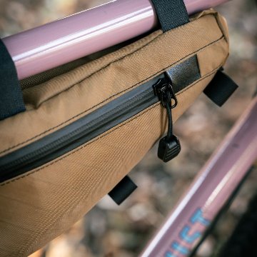 FAIRWEATHER / フェアウェザー / corner bag / [ecopak/coyote] 　バッグの画像