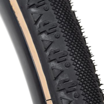 TOMII x SIMWORKS  / Faraway Tire / 700c x 40c / Black x Tan / タイヤの画像
