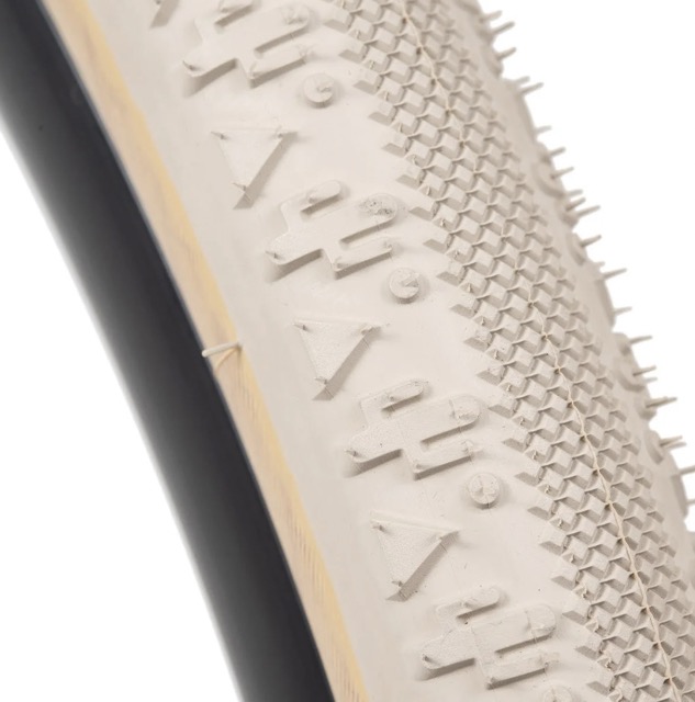 TOMII x SIMWORKS  / Faraway Tire / 700c x 40c / Sand Beige x Tan / タイヤの画像