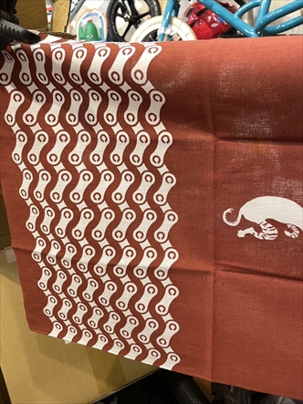 C.C.C.C [chillingcampeeps charinco club] / 手ぬぐい / レッドの画像