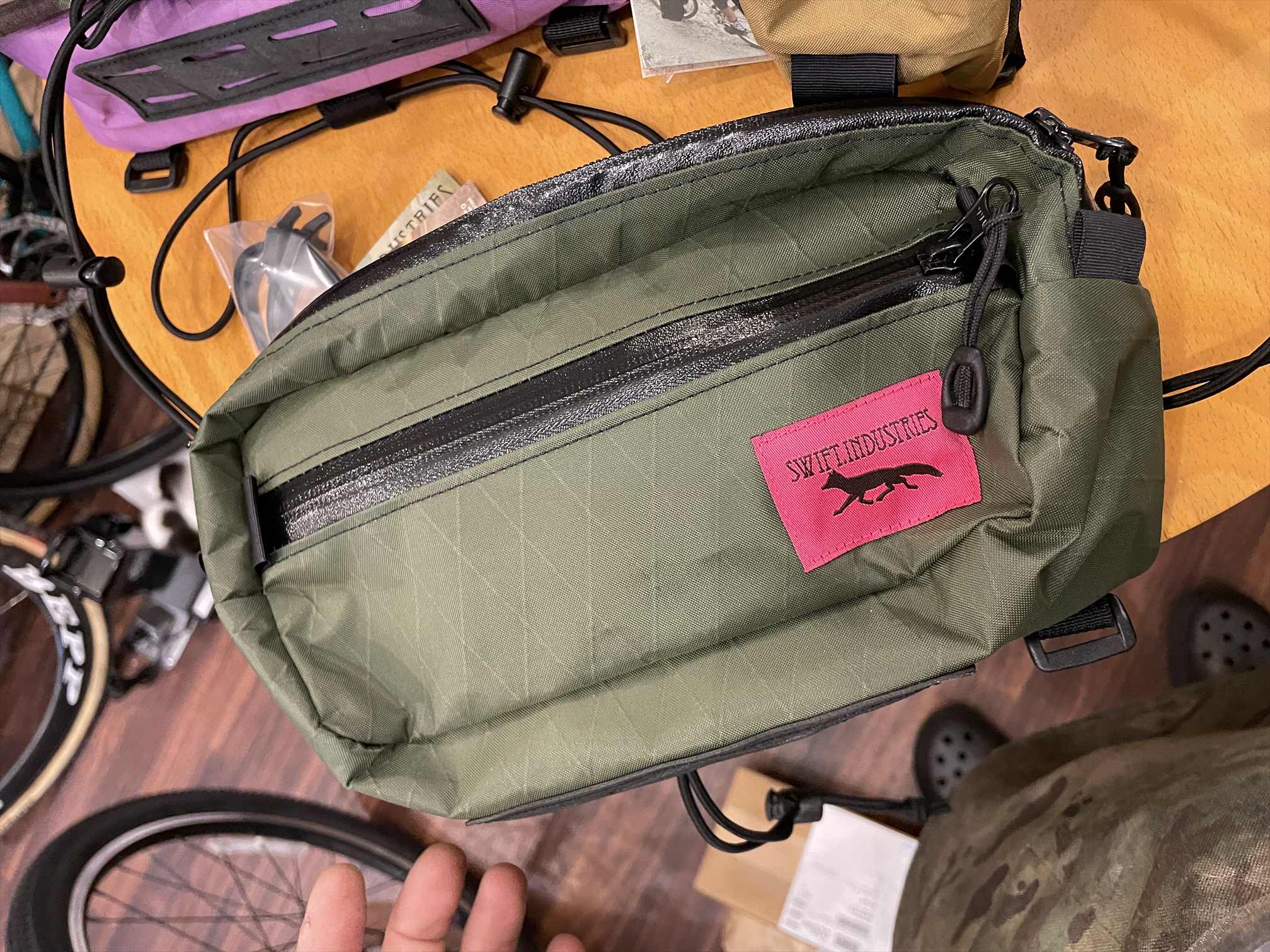 SWIFT INDUSTRIES [kestrel] handlebar bag (x-pac/dark green) 画像